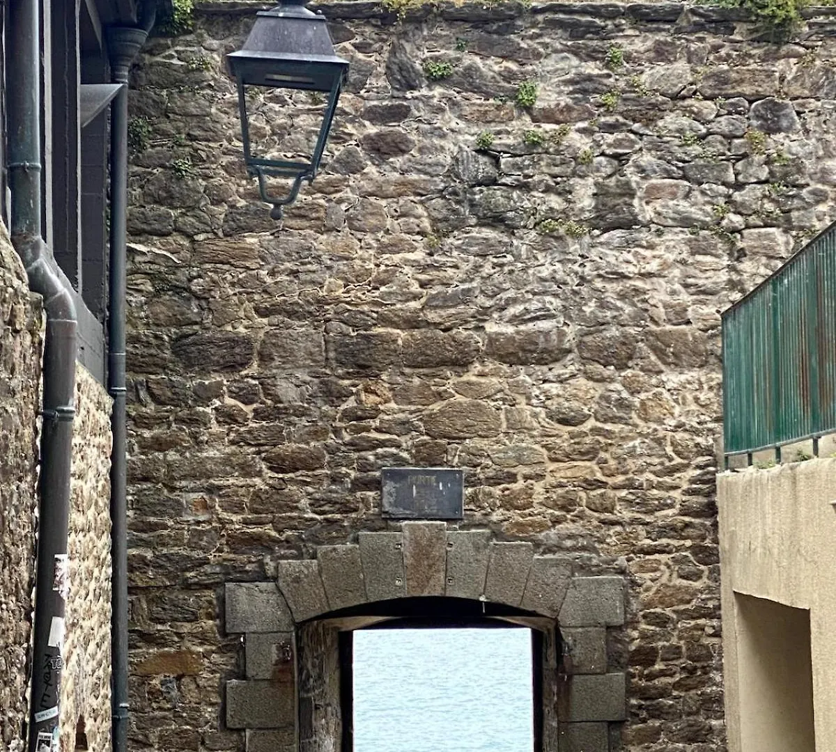 Coeur Vieille Ville, Bord Mer & Plage Le Champlain سان مالو